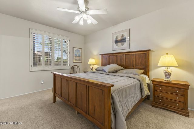 15905 W CLEAR CANYON Drive, Surprise, AZ 85374