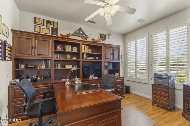 15905 W CLEAR CANYON Drive, Surprise, AZ 85374