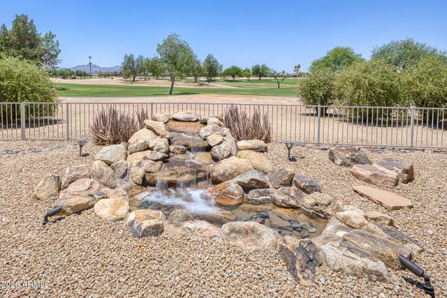 15905 W CLEAR CANYON Drive, Surprise, AZ 85374