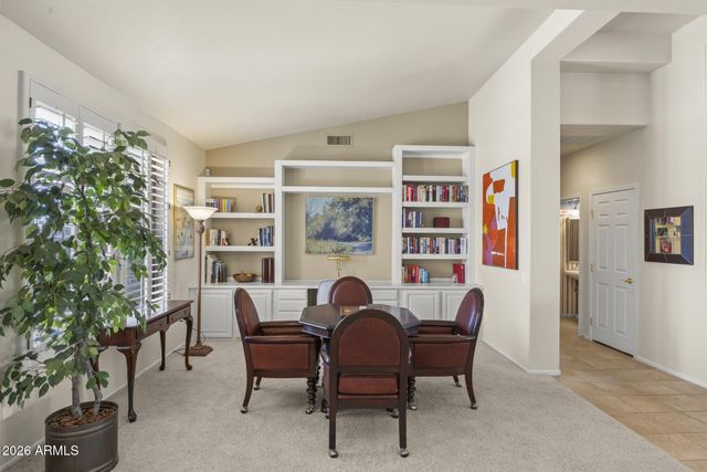 15905 W CLEAR CANYON Drive, Surprise, AZ 85374