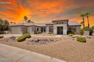 15905 W CLEAR CANYON Drive, Surprise, AZ 85374