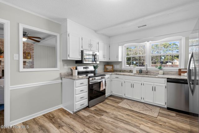 230 Campbell Place, Jacksonville, NC 28546