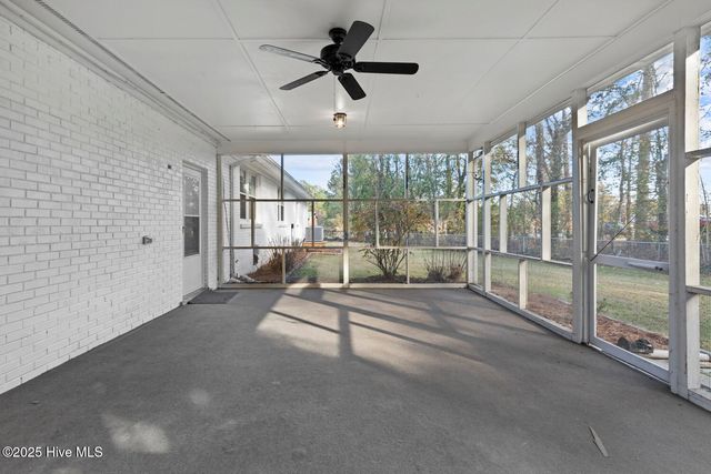 230 Campbell Place, Jacksonville, NC 28546