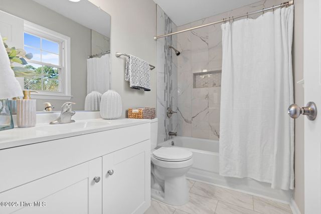 230 Campbell Place, Jacksonville, NC 28546