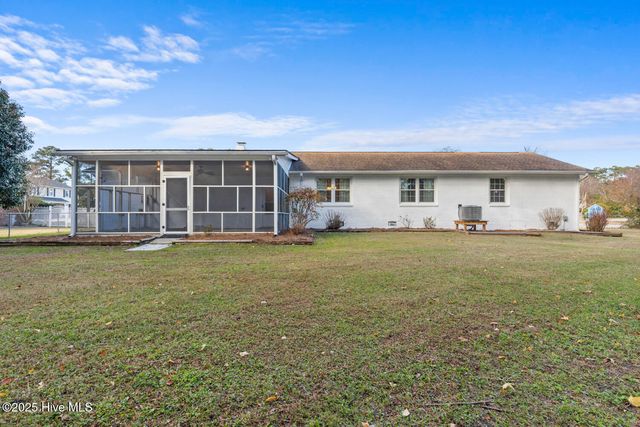 230 Campbell Place, Jacksonville, NC 28546