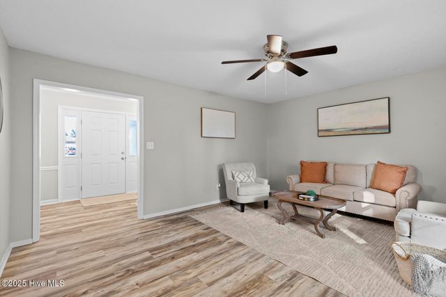 230 Campbell Place, Jacksonville, NC 28546