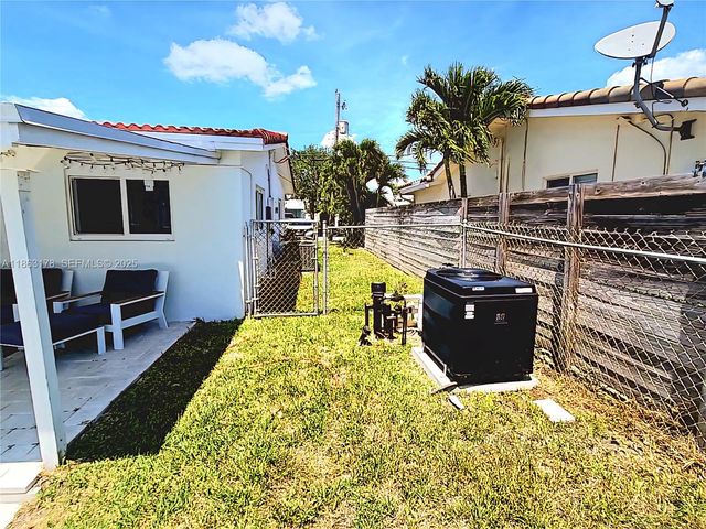 1430 NE 53rd Court, Fort Lauderdale, FL 33334