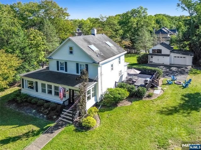 414 Franklin Avenue, Wyckoff, NJ 07481
