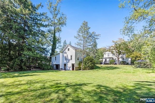 414 Franklin Avenue, Wyckoff, NJ 07481