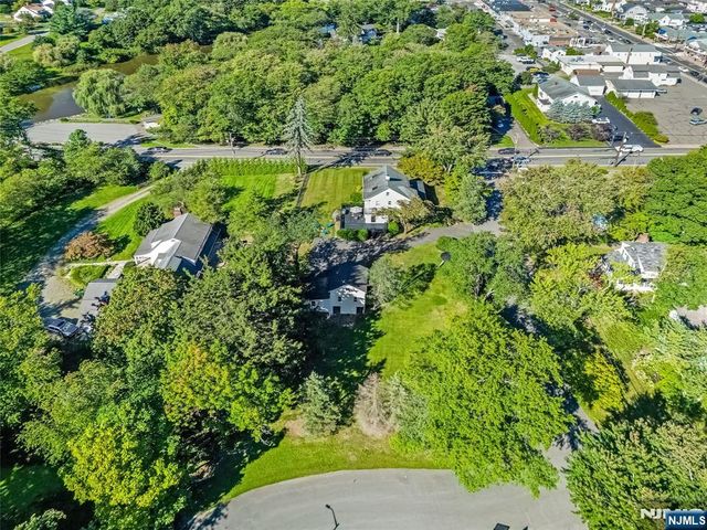 414 Franklin Avenue, Wyckoff, NJ 07481