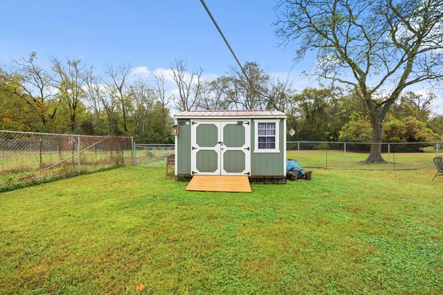 1011 Browns Ferry Road, Chattanooga, TN 37419