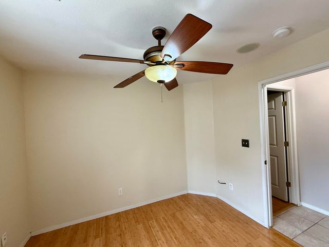 1865 La Vida Avenue, Porterville, CA 93257