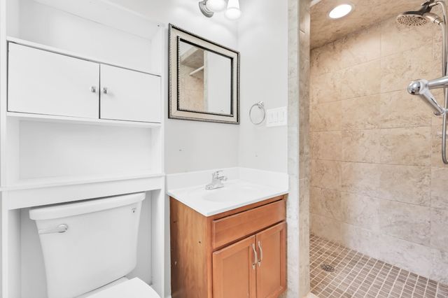 2281 Dewitt Dr, Clarksville, TN 37043