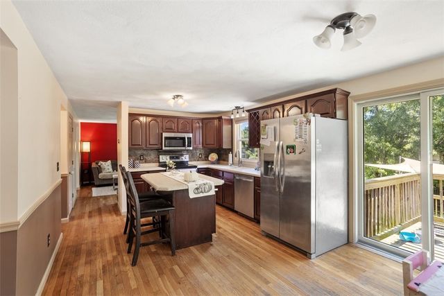 10 Sycamore Drive, Coventry, RI 02816