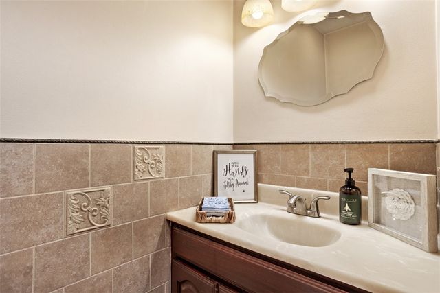 10 Sycamore Drive, Coventry, RI 02816
