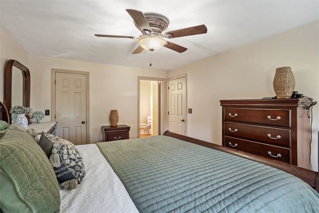 10 Sycamore Drive, Coventry, RI 02816