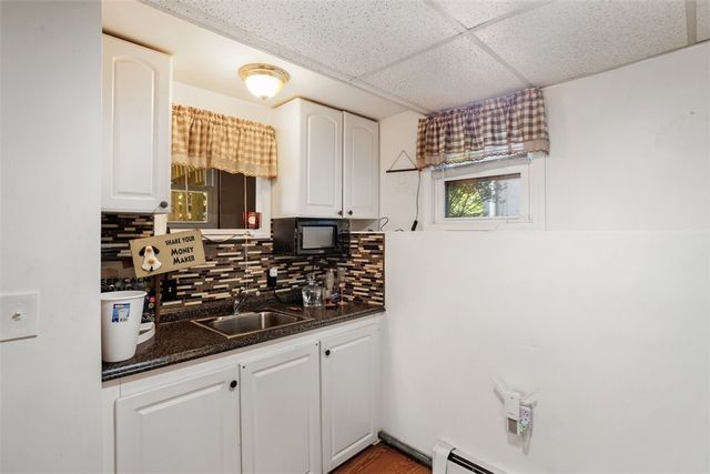 10 Sycamore Drive, Coventry, RI 02816