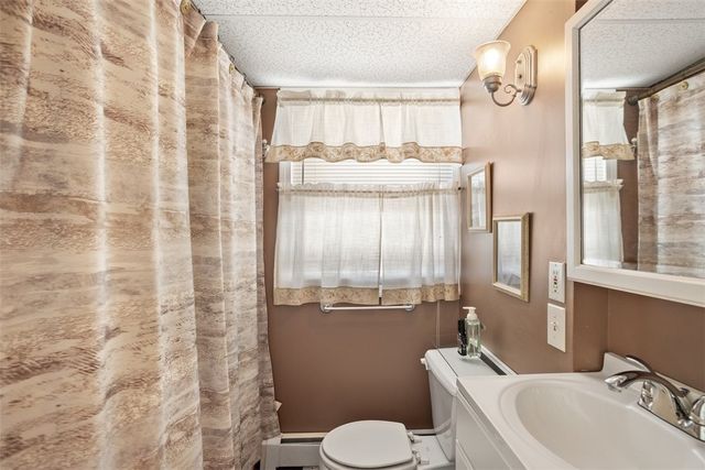 10 Sycamore Drive, Coventry, RI 02816