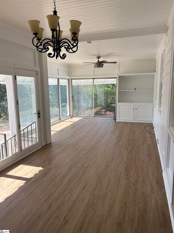 101 W Augusta Place, Greenville, SC 29605