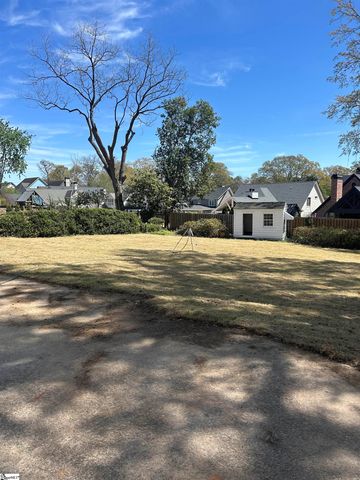 101 W Augusta Place, Greenville, SC 29605