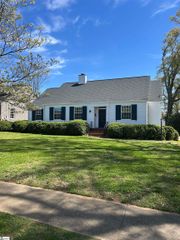 101 W Augusta Place, Greenville, SC 29605