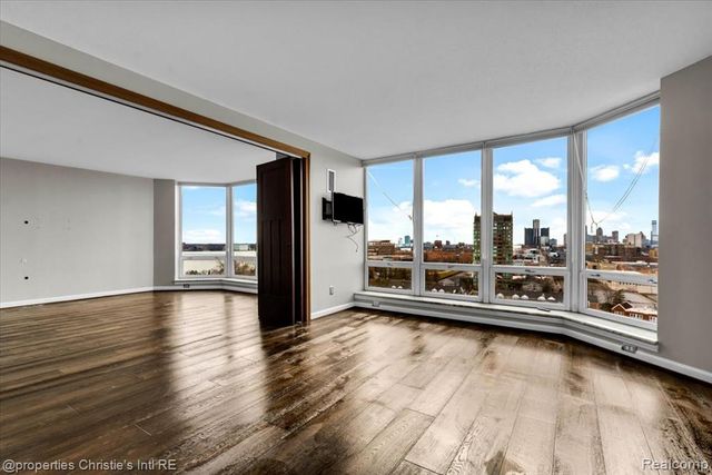 250 E Harbortown Drive 1302, Detroit, MI 48207