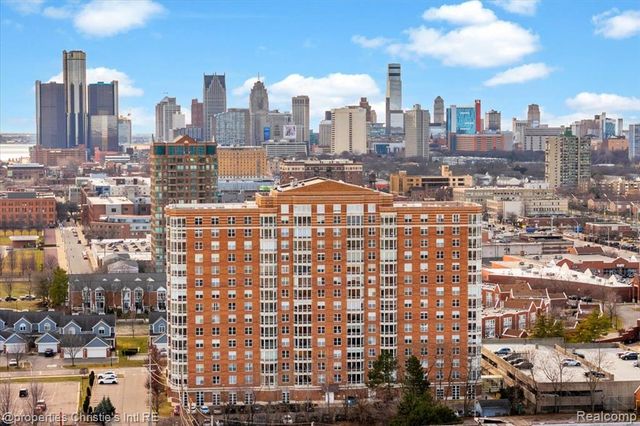 250 E Harbortown Drive 1302, Detroit, MI 48207