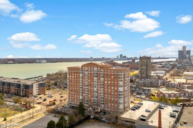 250 E Harbortown Drive 1302, Detroit, MI 48207