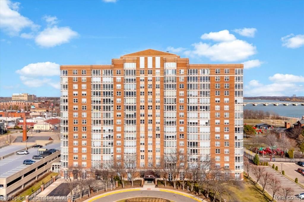 250 E Harbortown Drive 1302, Detroit, MI 48207