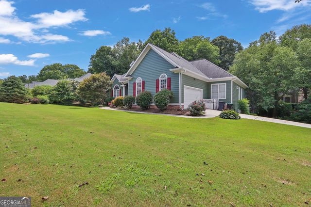 2195 Misty Oaks Drive, Buford, GA 30519
