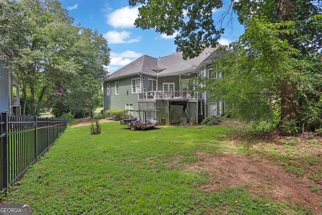 2195 Misty Oaks Drive, Buford, GA 30519