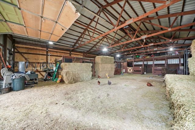 14716 Il Route 176 Highway, Woodstock, IL 60098