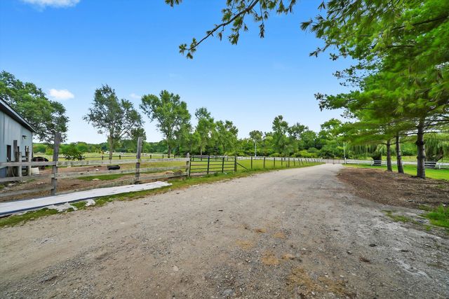 14716 Il Route 176 Highway, Woodstock, IL 60098