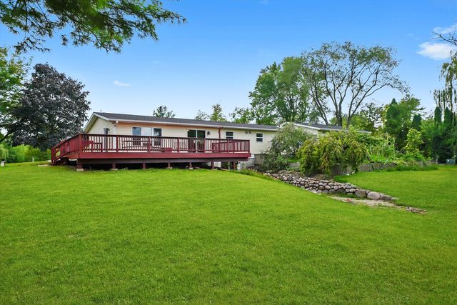 14716 Il Route 176 Highway, Woodstock, IL 60098