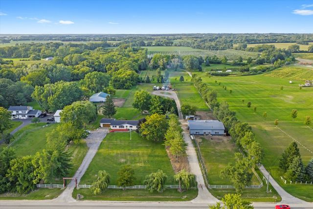 14716 Il Route 176 Highway, Woodstock, IL 60098