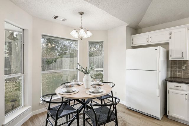 7604 Kiva DR, Austin, TX 78749