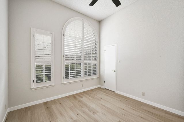 7604 Kiva DR, Austin, TX 78749