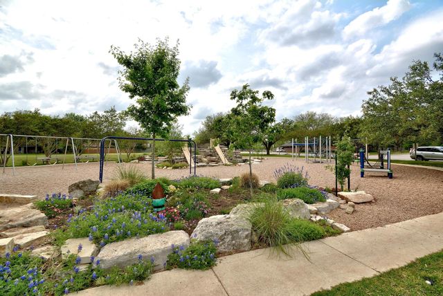 7604 Kiva DR, Austin, TX 78749