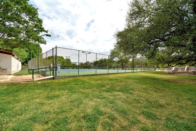 7604 Kiva DR, Austin, TX 78749