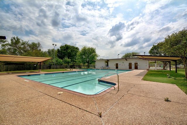 7604 Kiva DR, Austin, TX 78749