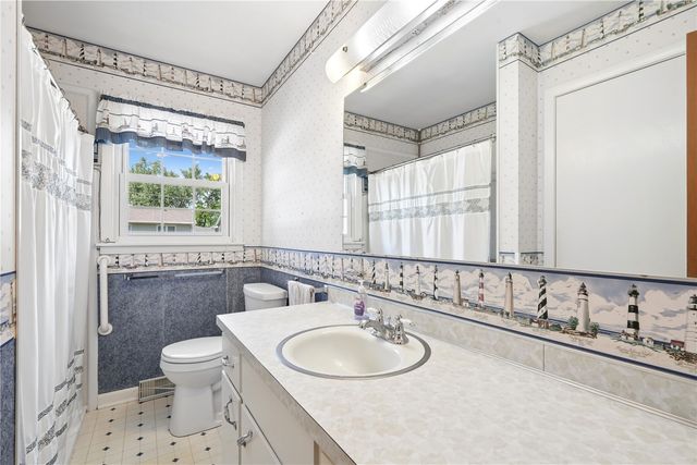 1530 McGowan Boulevard, Marion, IA 52302