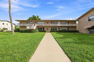 98 Norwich E, West Palm Beach, FL 33417