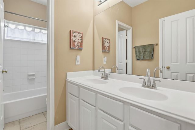 2522 Colonel Court Drive, Richmond, TX 77406