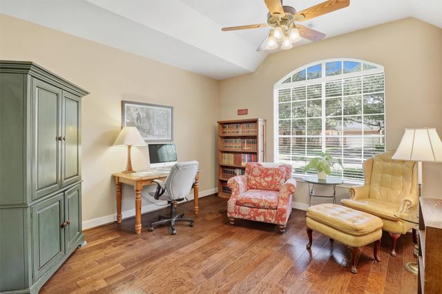 2522 Colonel Court Drive, Richmond, TX 77406