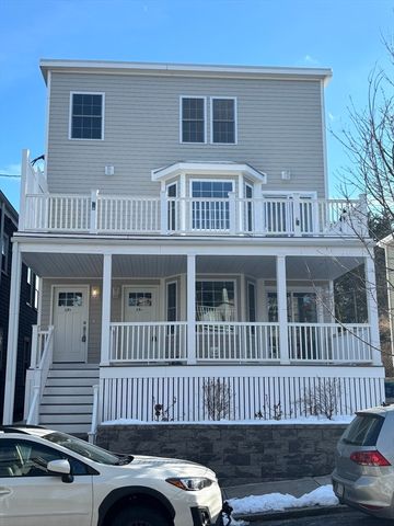 17 Bond St A, Somerville, MA 02145