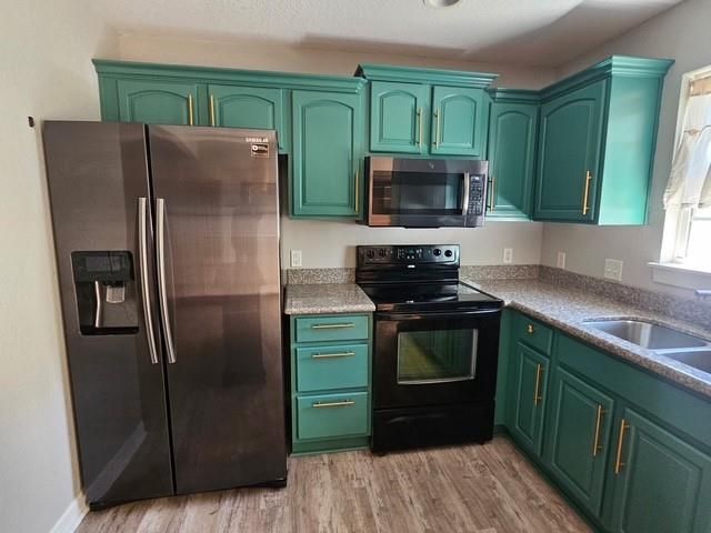 21090 MILLRIDGE Street, Spring Hill, KS 66083
