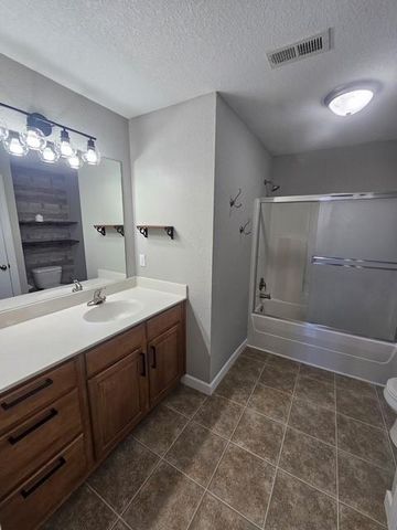 21090 MILLRIDGE Street, Spring Hill, KS 66083
