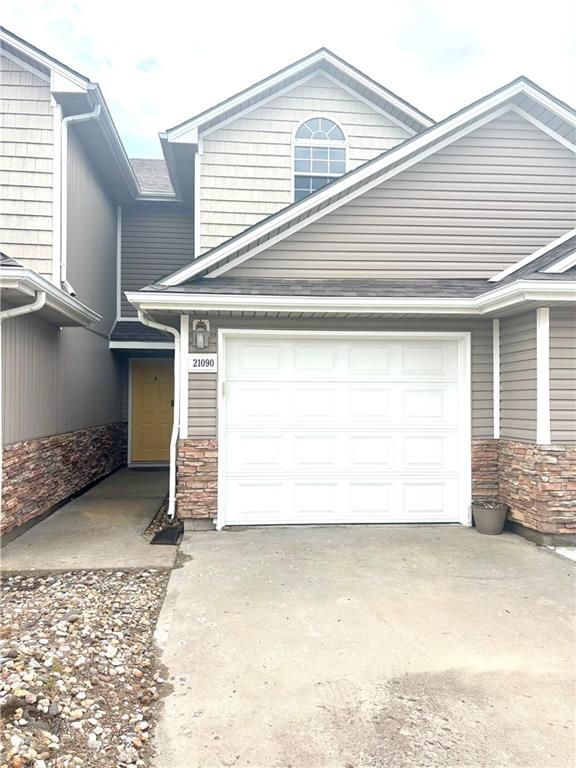 21090 MILLRIDGE Street, Spring Hill, KS 66083