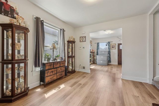 5312 N 36th STREET, Milwaukee, WI 53209