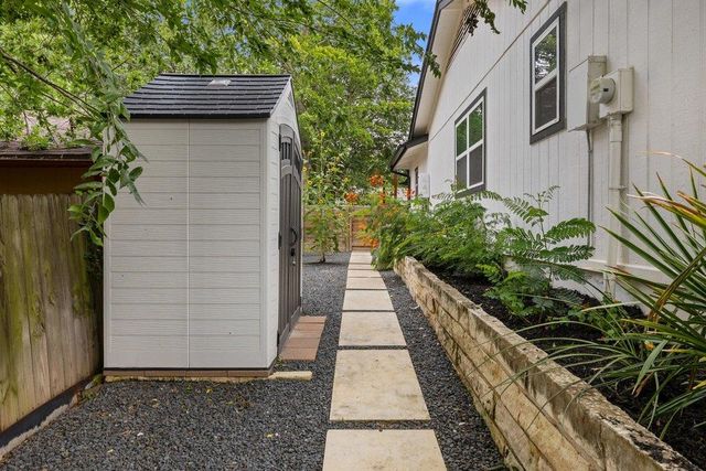 4805 Spring Meadow CV, Austin, TX 78744